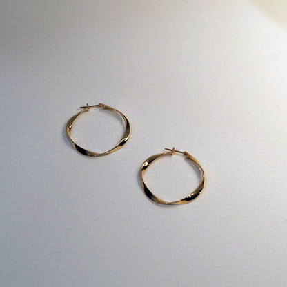 Mare フープ イヤリング L