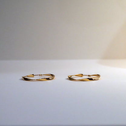 Mare フープ イヤリング L