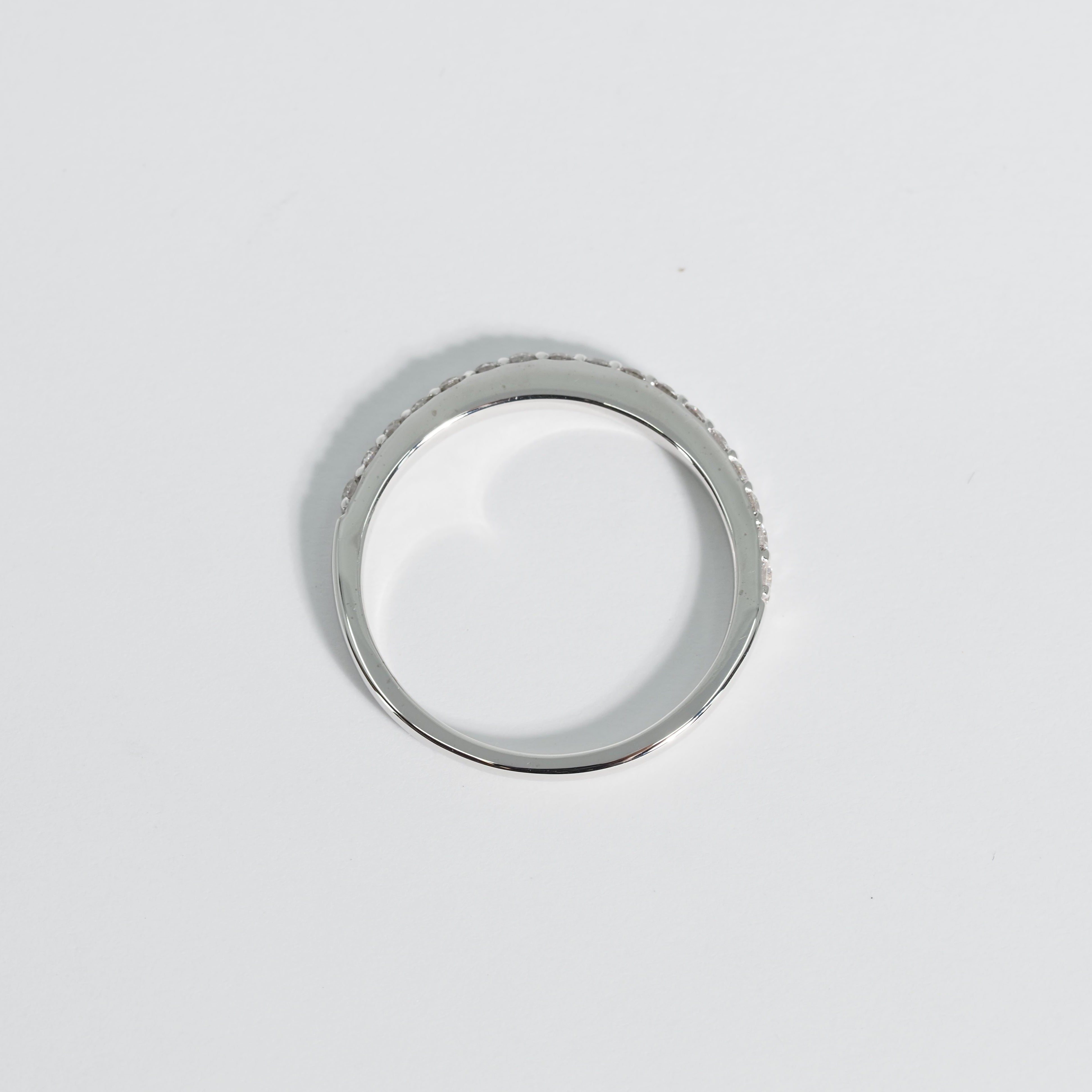 K18WG ハーフエタニティ ダイヤ リング #11 – ALINA